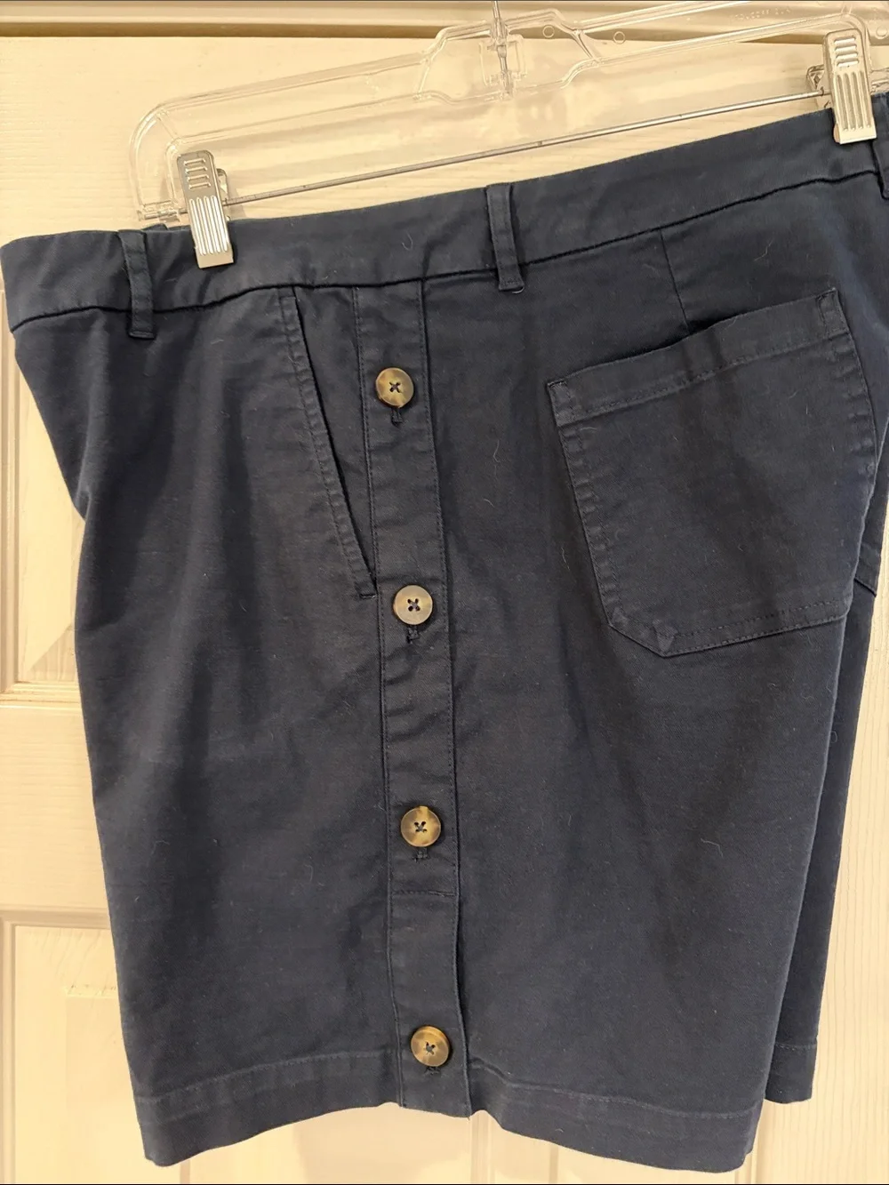 J. Jill Navy Button-Trim Women’s Shorts - Picture 6 of 7